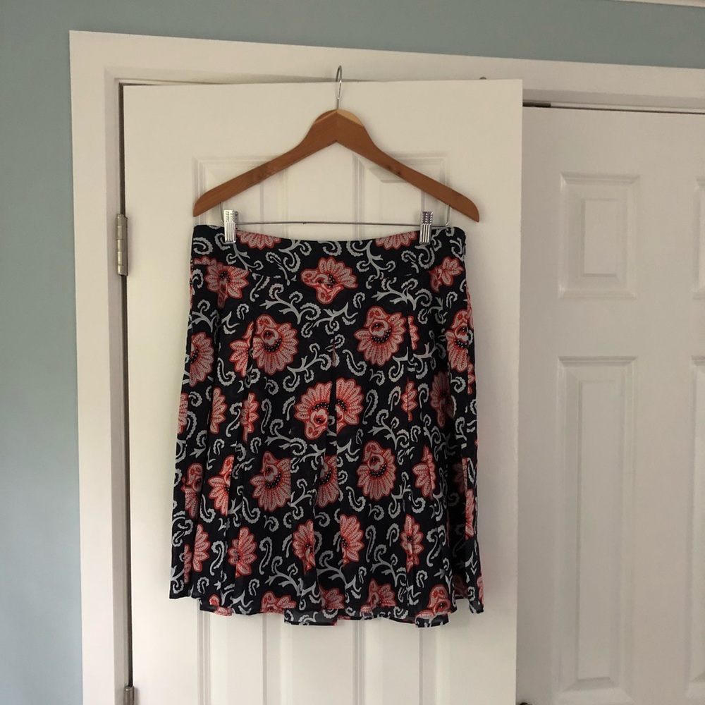 Talbots Cotton Navy Blue Printed Skirt size 12